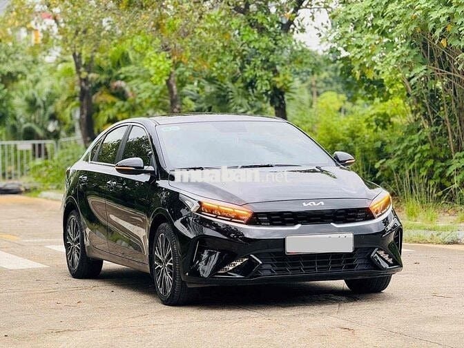 Kia K3 2024 Premium 1.6 AT - 5000 km