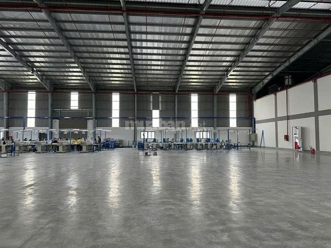 Cho thuê kho xưởng 2.160m2 ,tại Nguyễn Hữu Trí, Long An, PCCC tự động 