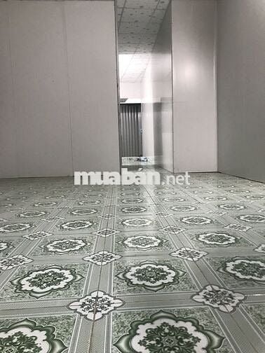 Nhà sạch sẽ, rộng rãi, 4m x 18m, 1PN, 1WC,hẻm xe tải 4m Lý Chiêu Hoàng