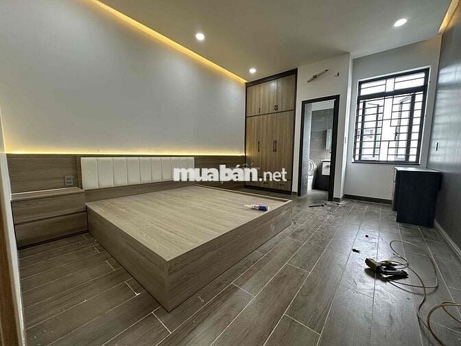 chinha chủ cần bán nhà lầu gần ngã tư chiêu liêu dĩ an bình dương