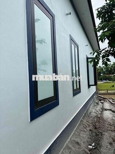 Bán đất tặng nhà c4 mặt tiền đầu đường khu dân cư Quân đội