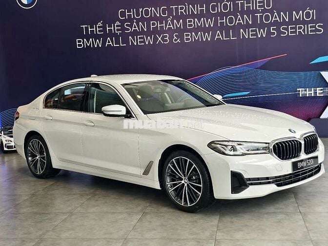 BMW 520i G30 LCI Lăn bánh thấp hơn giá niêm yết