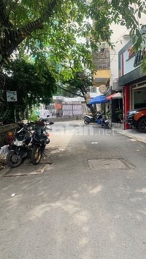 Cho Thuê Nhà Mặt Tiền đường Đoàn Thị Điểm Quận Phú Nhuận. $ : 15 triệu