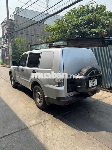 Mitsubishi bajero 2009 tải 300kg 5 người xe zin