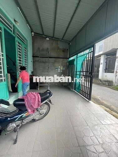 Nhanh thì còn ạ nhà hẽm nhựa gần Huỳnh Văn Luỹ Phú Lợi