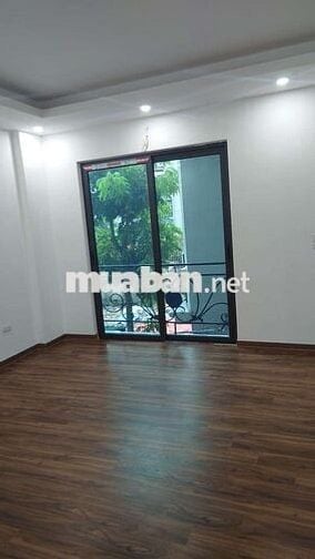 Nhà TT phố Ao Sen 60m2 chỉ 2ty9