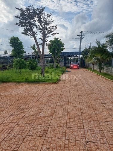 Bán biệt thự 2 mt cmt8 909 m2, 7.9 tỷ gần biển
