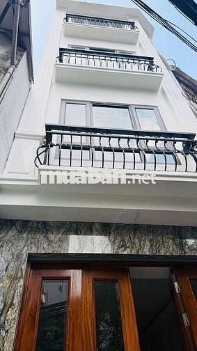 Bán nhà Chiến Thắng -Hà Đông 5 tầng 30m2 ô tô lùi cửa hơn 7 tỷ
