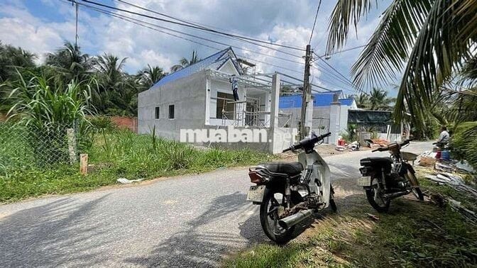 Nền thổ cư đường nhựa 6,45m x 20m, cách cụm công nghiệ vài trăm mét