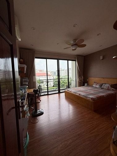 Hoàng Mai. Gần hồ Linh Đàm, bán nhà 90m, MT 6m, có vỉa hè, ô tô tránh