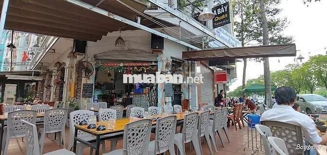 CHO THUÊ CĂN GÓC 2MT - DÀI 20M ĐƯỜNG HOÀNG SA. QUẬN 1