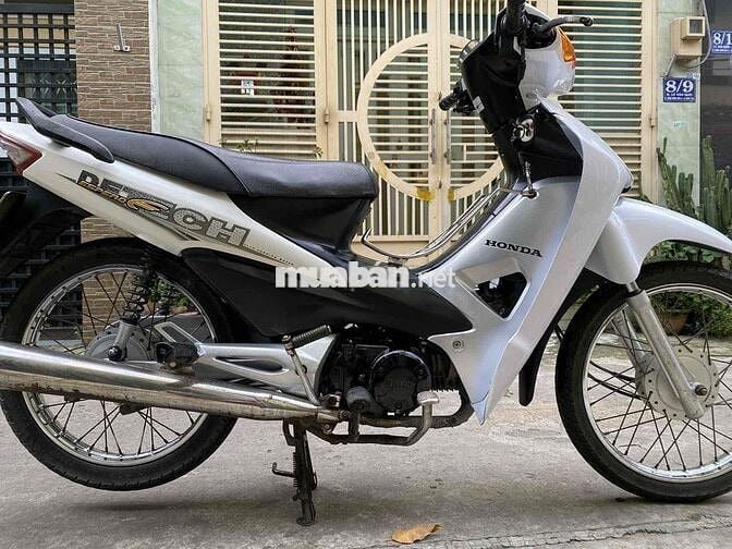 Honda Wave A 50cc 2016 trắng SD29000km Zin100%