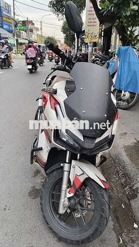 Xe tay ga Honda ADV màu Trắng Đỏ Đen ( CBS)