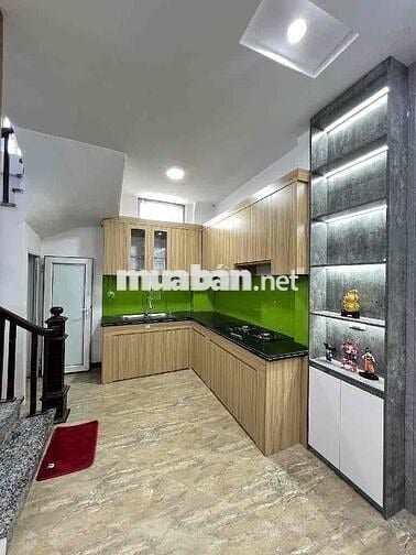 Hoàng Mai_ 33/35m2_nội thất đầy đủ , ba gác lùi cửa , nở hậu