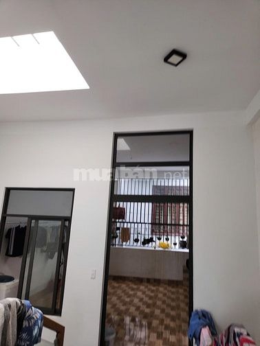 NHÀ 3 TẦNG VỊ TRÍ ĐẸP VÀO Ở NGAY
