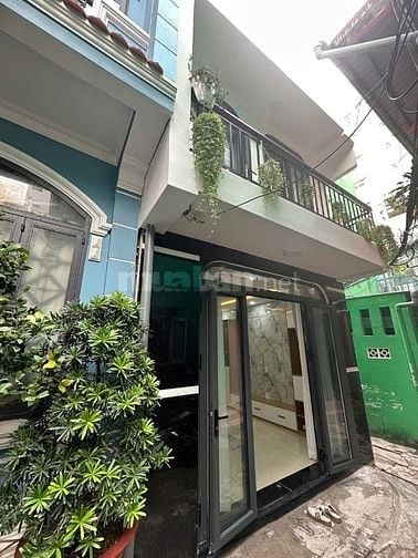 Chính chủ cần bán nhà nhỏ xinh, căn góc đường Trần Quốc Thảo, Quận 3