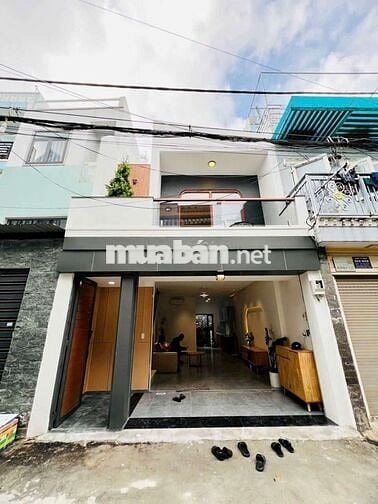 Nhà mới kiểu hiện đại sẵn nội thất 3pn 2wc ôtô vô nhà dc gần chợ hđiêu