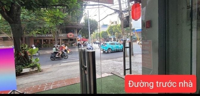 Cho thuê Mặt bằng, tại ngã 3 khu Bàu Cát, QTân Bình 