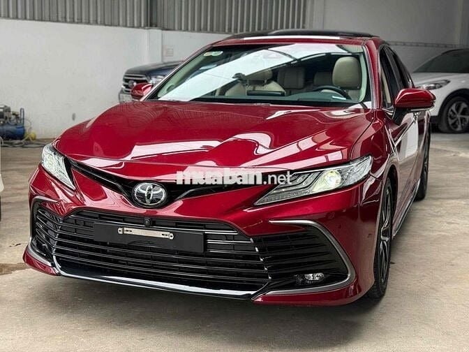 Toyota Camry 2022 2.5 Q - 42000 km