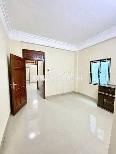 CCMN thang máy ngõ 1008 đường Láng và ngõ 157 Chùa Láng