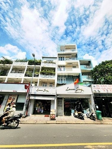 Bán tòa nhà mặt tiền Nguyễn Văn Đậu 5.5x14 Nở hậu 1T5L Có HĐT 49tr/thá