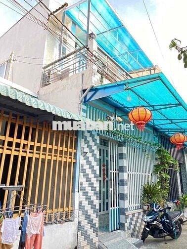 Nhà lầu 2 phòng 2 máy lạnh hẻm đường Nguyễn Truyền Thanh