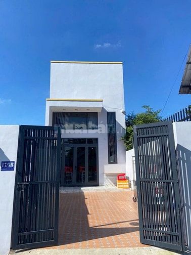 Bán nhà mặt tiền Nguyễn Văn Khạ Củ Chi, diện tích 100m², 1 trệt 1 lầu,