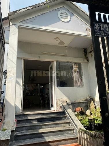Bán nhà hẻm 4 mét đường Tôn Thất Thuyết Q4 gần chợ Xóm Chiếu 143m2