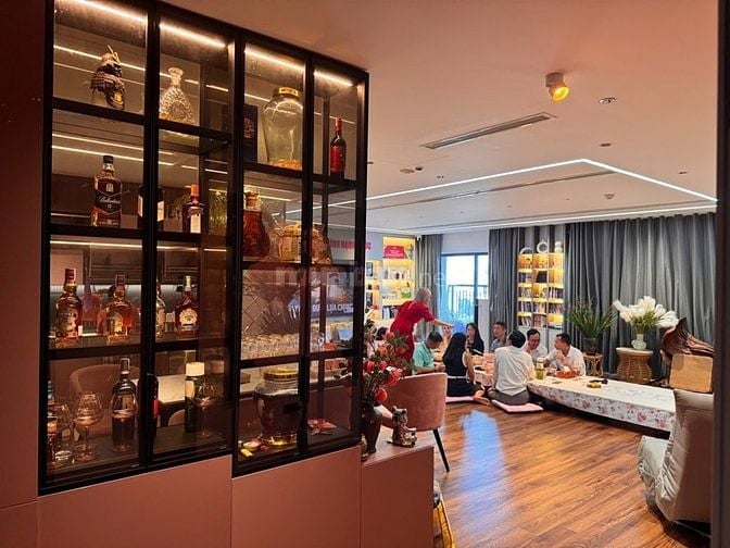 Chính chủ cần bán căn hộ tầng trung toà S5 gold mark City