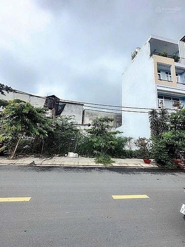 BÁN LÔ ĐẤT GẦN ĐH VLU - HXH DƯƠNG QUẢNG HÀM, P.5, GÒ VẤP DT 4X20-6TY