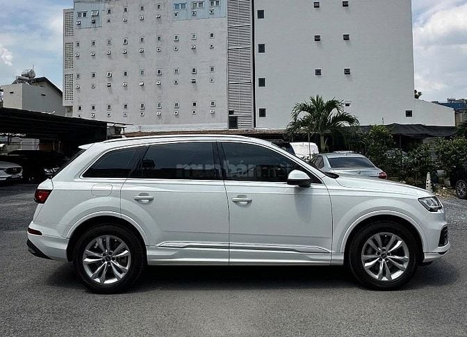 Audi Q7 đăng ký 2023 - chạy đc 33.000 km