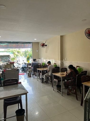Quán ngang 4,5m dài 16m nằm sau chợ cao đồng tiện buôn bán 