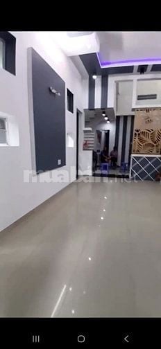 NHÀ 2 TẦNG KIỆT 2M SAU LƯNG NHÀ MẶT TIỀN