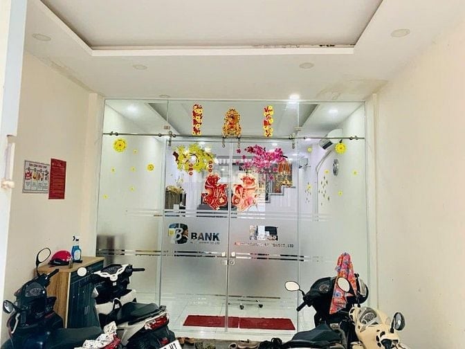 Cho thuê nhà nguyên căn, gần sân bay Tân Sơn Nhất