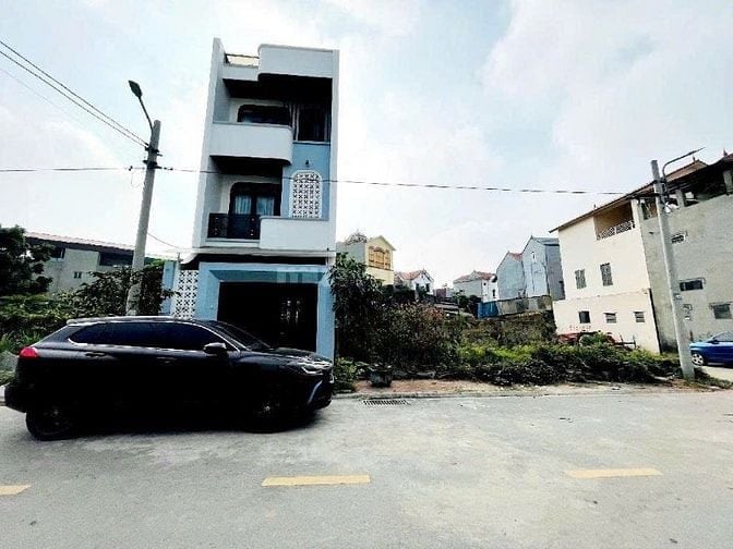 SIÊU PHẨM -HIẾM -ĐẤT ĐA TỐN – 70M² Ô TÔ ĐỖ CỬA – CHỈ 4.2 TỶ!