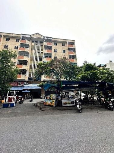  SANG QUÁN CÀ PHÊ – KHU ẨM THỰC TRUNG TÂM Q10