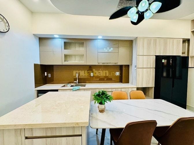 Hẻm xe hơi Lê Văn Sỹ - Đăng Văn Ngữ Tân Bình giáp P.Nhuận thang máy