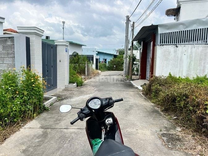 Tôi Chinh chủ gửi bán lô đất mt hem 83 Châu Thi Kim 