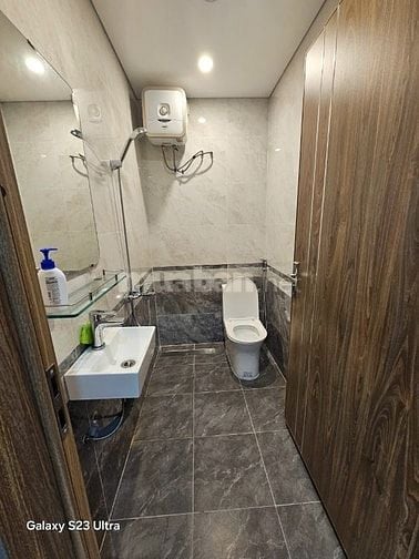 Cho thuê cửa hàng, văn phòng cho thuê 2/45 nguyên hồng