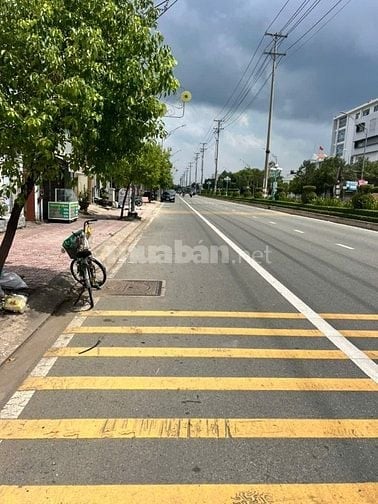 Tôi Chính chủ can ban 1.258m2 đất mặt tiền QL1A P4 tp Tân An, Long An(