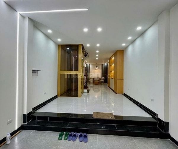 Hàng hiếm- Bán nhà khu phố người Hàn , mặt ngõ thông, kinh doanh