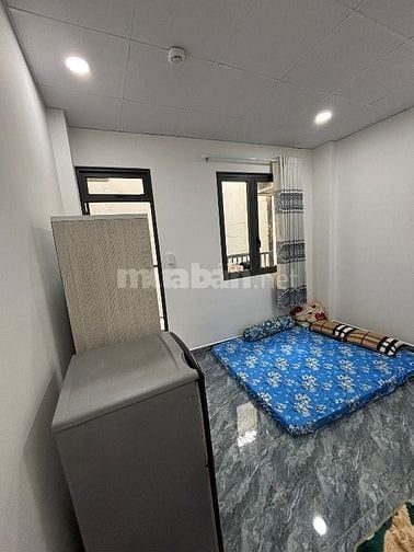 Phòng mới sạch đẹp thoáng mát gần cầu Nguyễn Văn Cừ thuận tiện 
