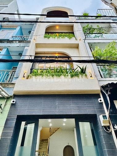 CHDV 6 phòng ngay Trường Sa với 59m2 ngang 5 Sổ Hồng Riêng, hẻm 6m oto