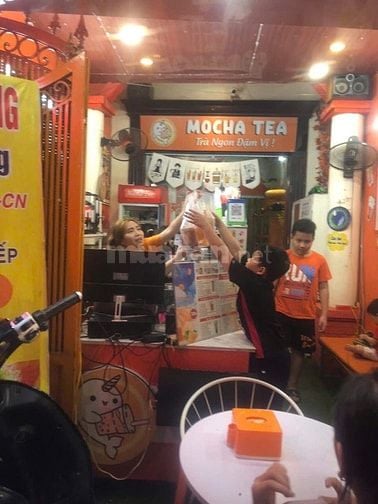 Chuyển nhượng quán trà sữa MOCHA, có cả quầy bán bánh cờ rếp 