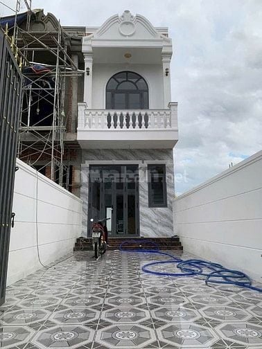 BÁN NHÀ 1T/1L MỚI 100% NGAY CHỢ BƯNG CẦU GIÁ 2,65 TỶ