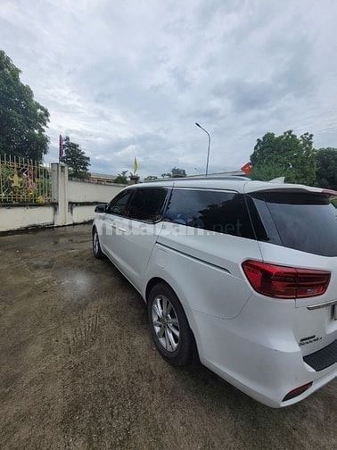 Cần bán gấp xe Kia sedena 2.2 DAT đời 2020