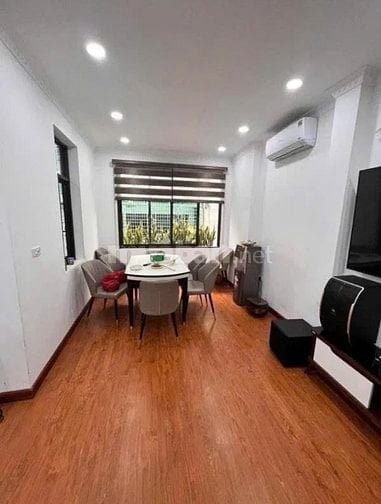 Siêu phẩm Trần Quang Diệu, Thang máy,  60m2, 6 tầng, 6m MT, giá 32 tỷ