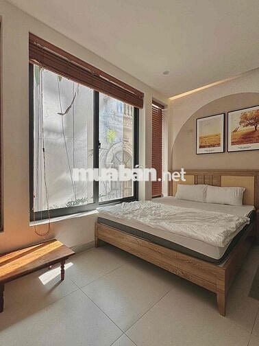 PHÒNG FULL NỘI THẤT CAO CẤP 32m2 CỬA SỔ ĐÓN NẮNG Ở PHÚ NHUẬN GẦN Q3-Q1