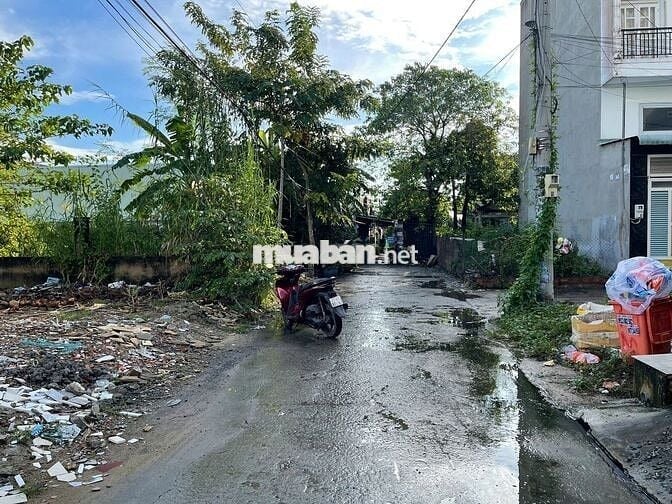 Đất Vuông Đẹp – Gần Chợ ,Trường Học– Giá Chỉ 6.3 Tỷ!