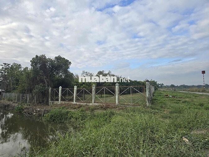 Chủ cần bán gấp đất mặt tiền sông sài gòn